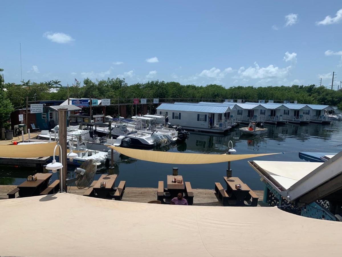 Aqua Lodges At Hurricane Hole Marina Stock Island Eksteriør bilde