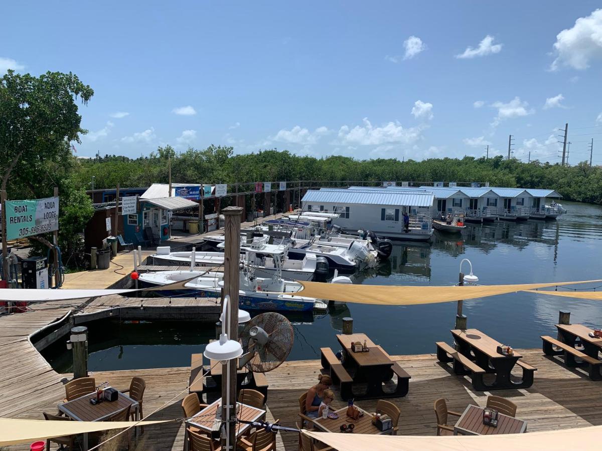 Aqua Lodges At Hurricane Hole Marina Stock Island Eksteriør bilde