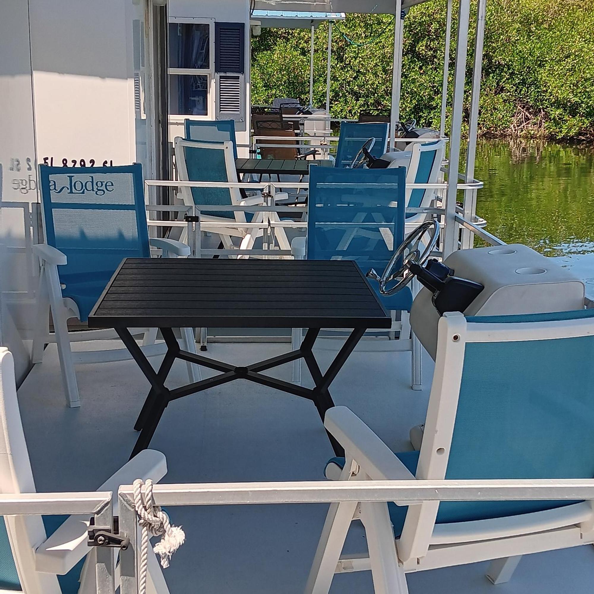 Aqua Lodges At Hurricane Hole Marina Stock Island Eksteriør bilde